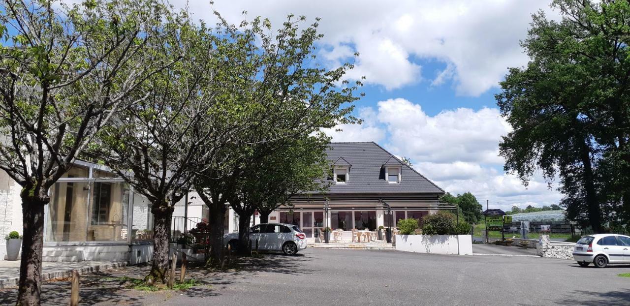 Logis Auberge De La Mandrie Arnac-Pompadour Exterior photo